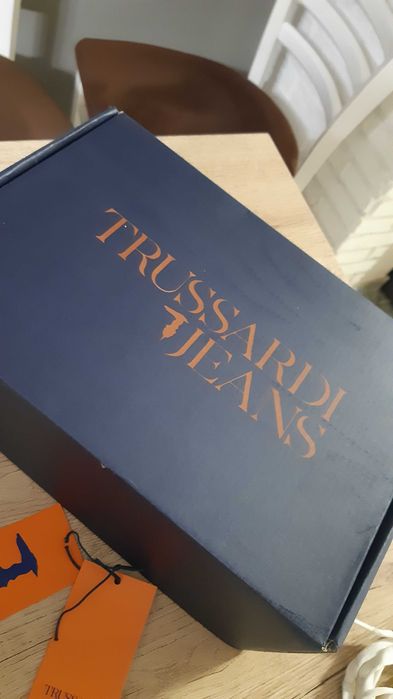 Кожени обувки Trussardi