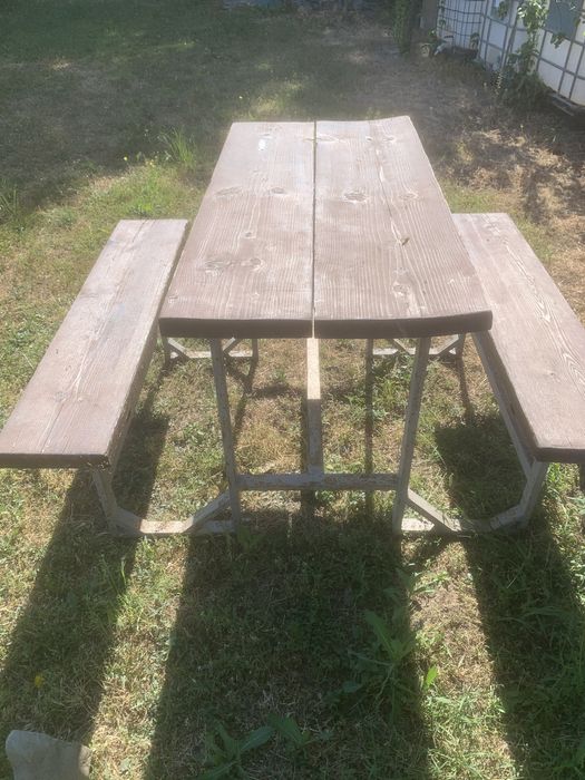 Vind mese pentru terasă bar din lemn si schelet metalic