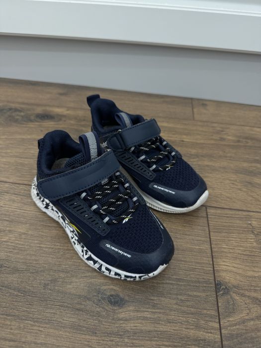 Кроссовки для мальчика