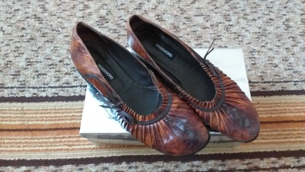 Дамски оригинални маратонки обувки и сандали-лв, размер 39