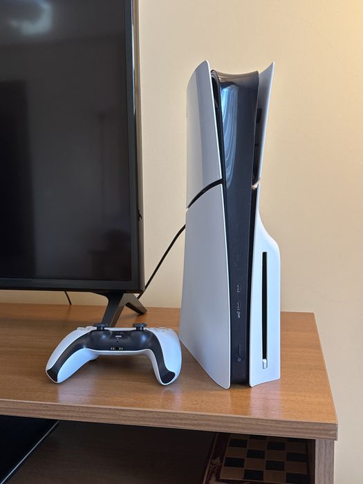 Vand PlayStation 5 Slim de 1TB disk