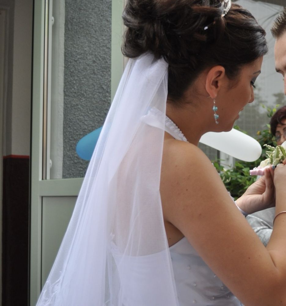 Rochie mireasa cu albastru