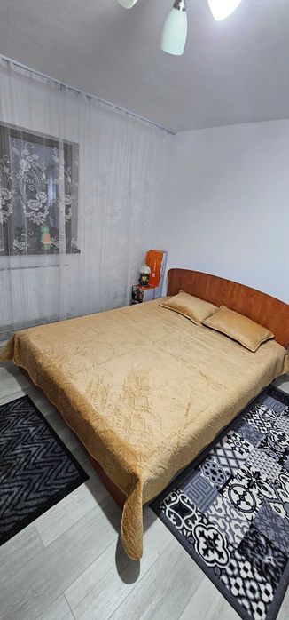 Cameră de închiriat