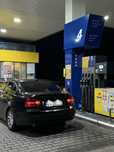 Bmw e90 320d.