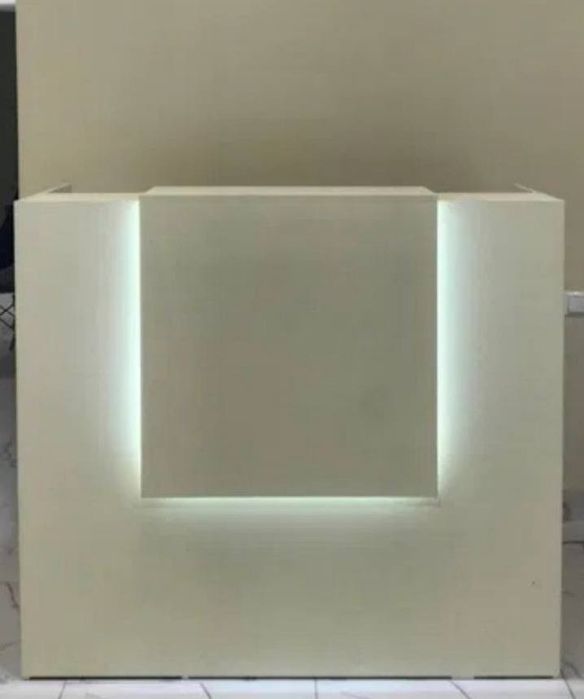 Kassa uchun reception va maniken.