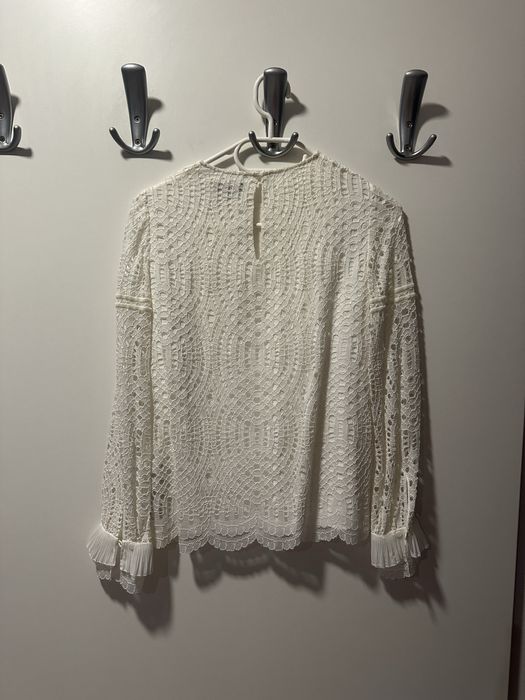 Дамска елегантна дантелена блуза на Massino Dutti