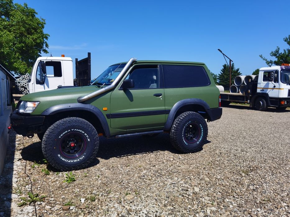 Nissan patrol y61