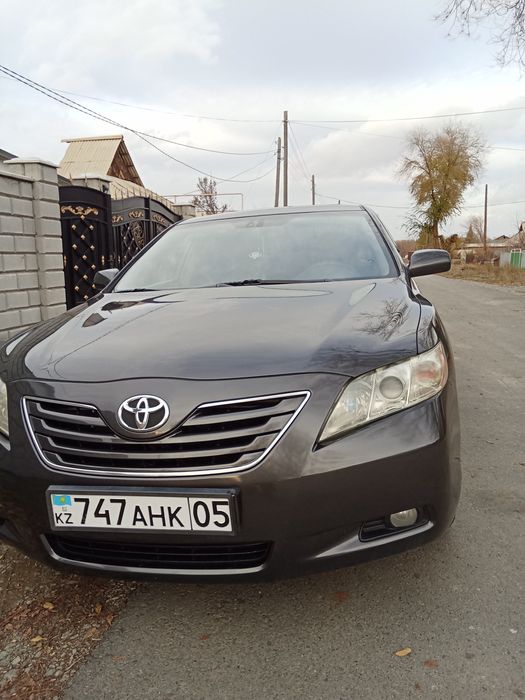 Продам автомобиль Тойота Камри  2007 года в  хорошем состоянии звоните