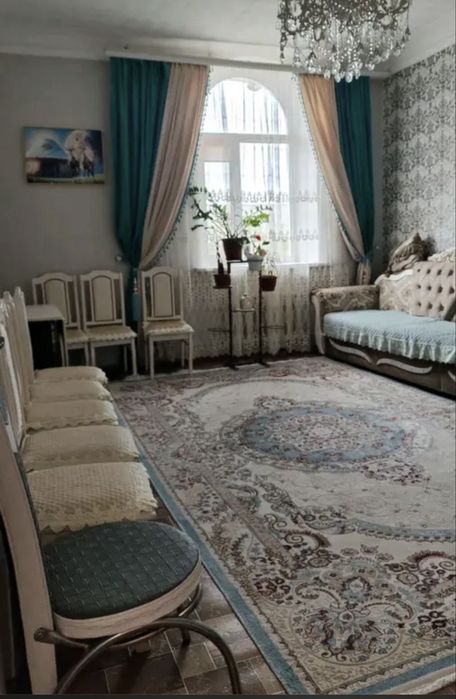 Продается 2х комнатная квартира по ул. Караменде би 2