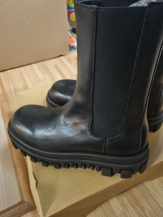 Ghete piele barbatesti Tommy Hilfiger