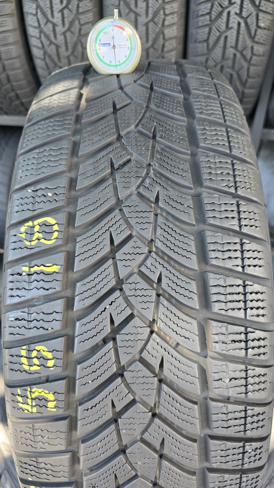 4 anvelope iarnă Goodyear 225/55/18 - transport gratuit