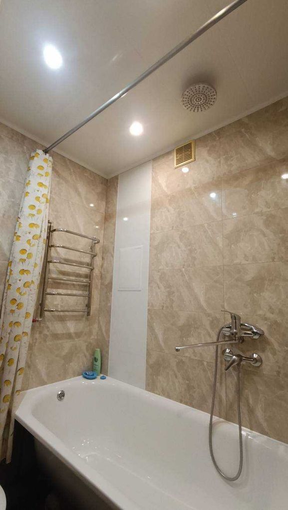 Дава се под наем Двустаен апартамент в София, Зона Б-5 - 64 кв.м за 612 € - Снимка #1