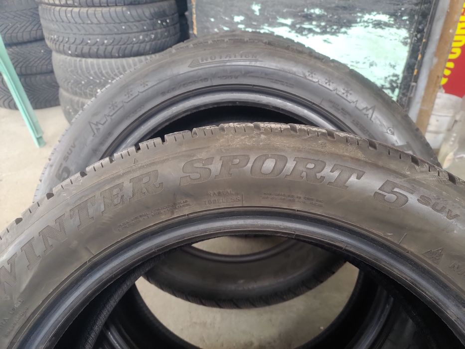 245/50/19 Dunlop