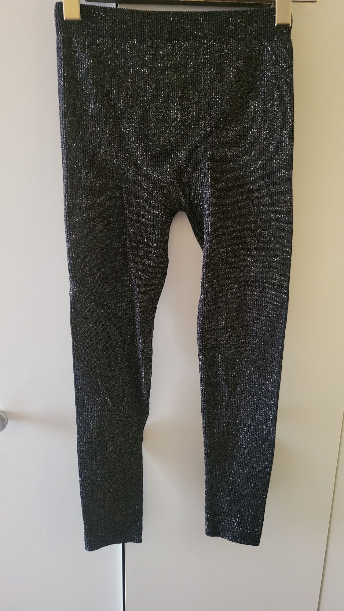 Zara рипсен безшевен сет