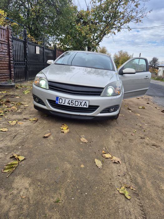Vând Opel astra h gtc