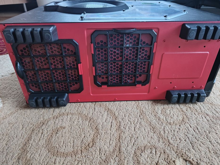 Carcasa PC gaming Super flower+ Sursa Njoy Wooden 850W gold