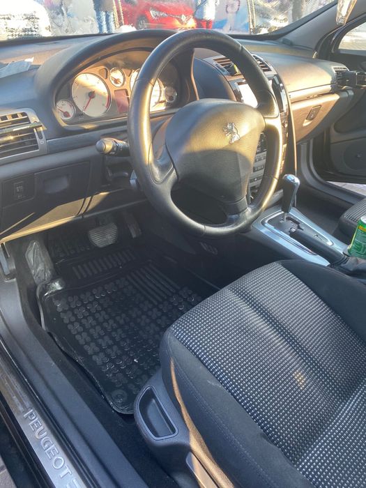 Vând Peugeot 407