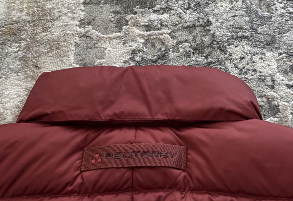 Peuterey,vestă puf,măr.3XL(merge pt.2XL)