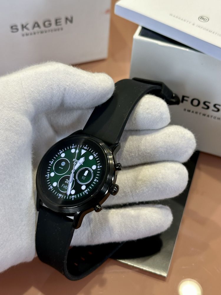 Смарт часовник Fossil Gen 5 Carlyle HR НАМАЛЕН