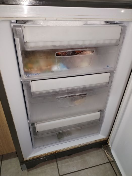 Frigider Indesit