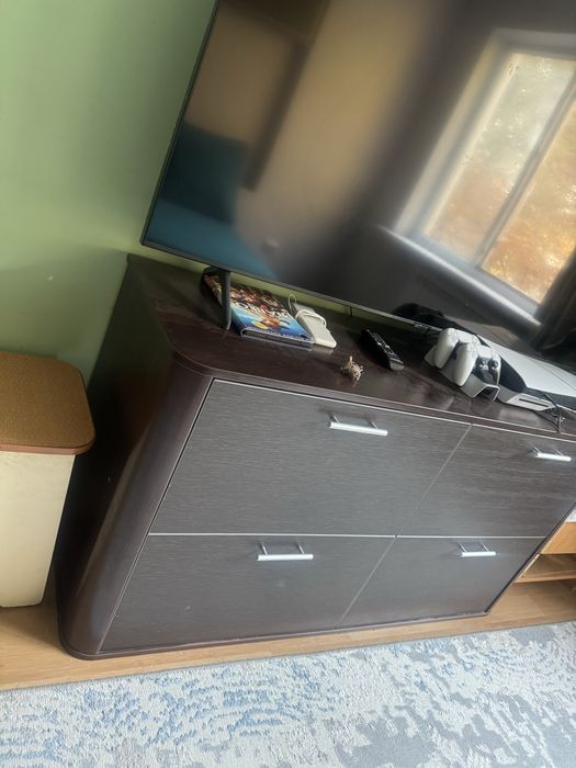 Продам спальный шкаф и комод (комплект)