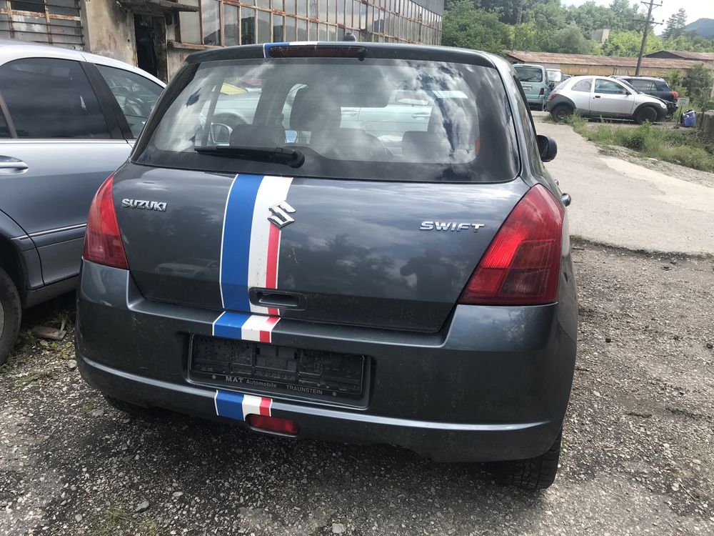 Suzuki Swift 1.3i 93к.с на части