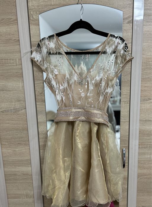 Rochie scurta paiete