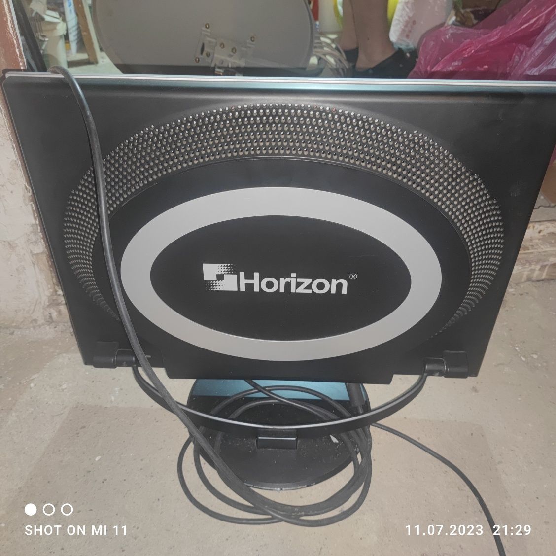 Monitor Horizon 48 cm