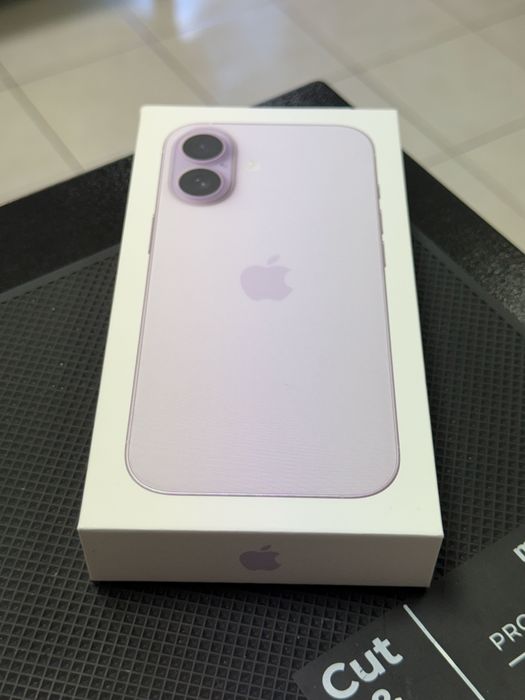 Apple iPhone 17,Lavender,256GB *ЧистоНов*3г Гаранция*