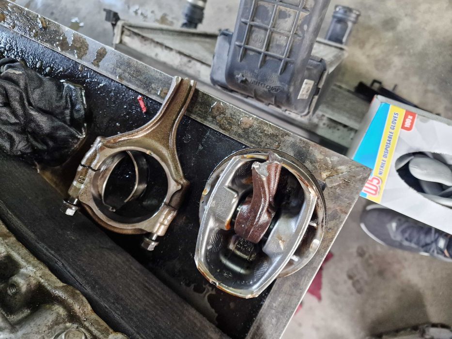 Jeep grand cherokee wk2  2019 година 3.6 295 hp Двигател на части