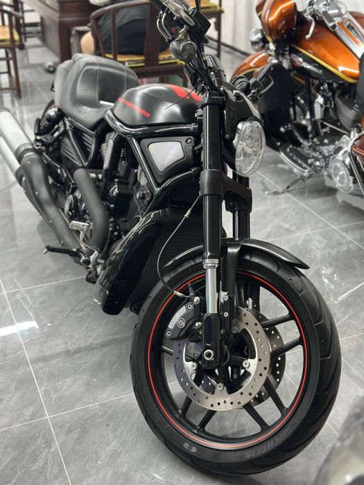 Harli Devtson V rot Nayt paket Amerkanka