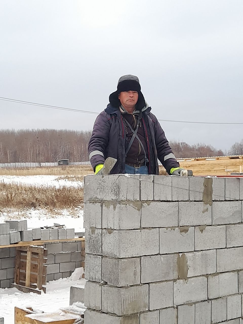 Курувчилар бригадаси бор