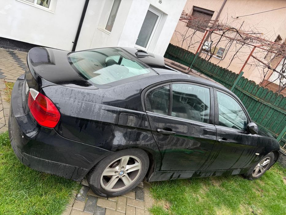 Bmw seria 3 318i e90