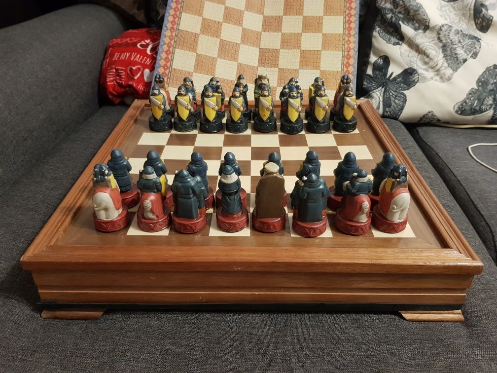 Tabla șah medievală.