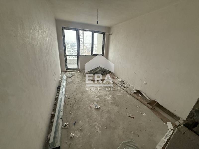 Продава се Двустаен апартамент в Варна, Възраждане 2 - 66 кв.м за 1917 €/кв.м - Снимка #2