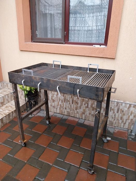 Vând grătar pentru friptură