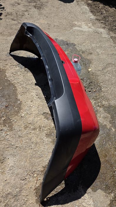 Bară spate Dacia Logan roșu an 2009.