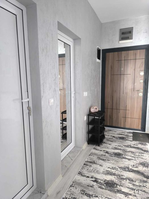 Дава се под наем Двустаен апартамент в Бургас, Изгрев - 60 кв.м за 510 € - Снимка #4