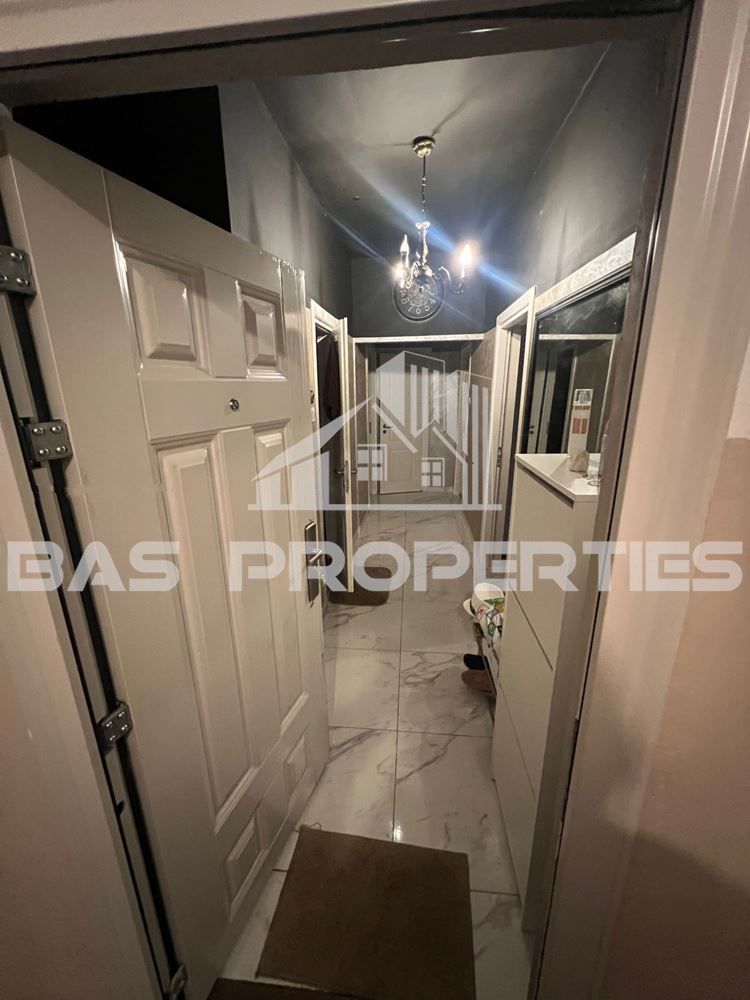 Продава се Тристаен апартамент в София, Бъкстон - 90 кв.м за 2223 €/кв.м - Снимка #12