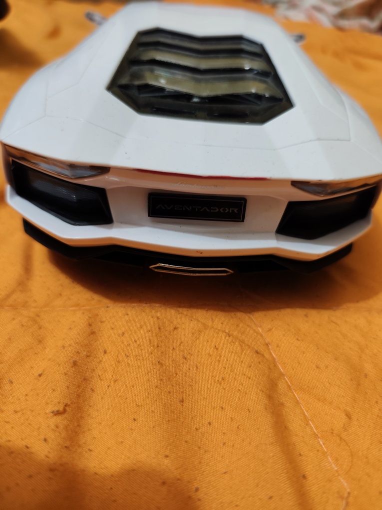 Кола с волан контролер LAMBORGHINI AVENTADOR LP700 1:14