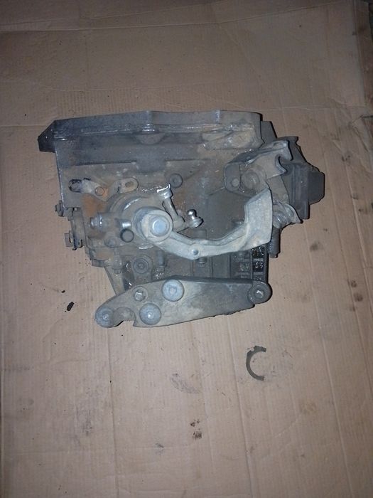 Cutie viteze Opel Astra h Zafira b 1.7 cdti 6+1 trepte