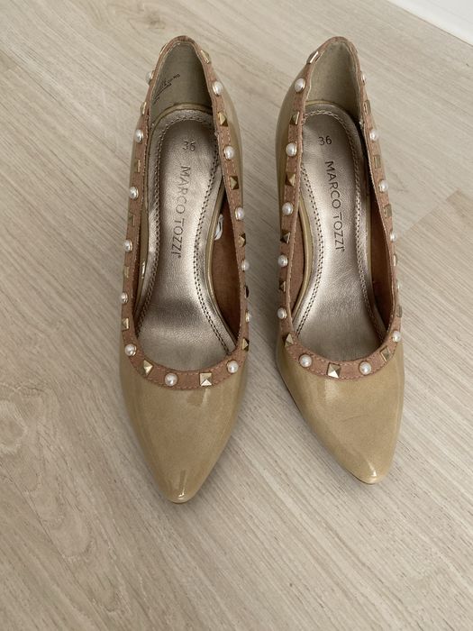 Женские туфли нарядние