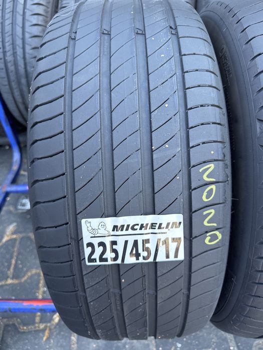 225/45/17 Michelin