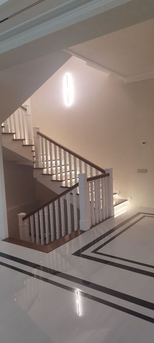 Яккасарайский р-н Саламатина Евро Таунхаус  4 уровня