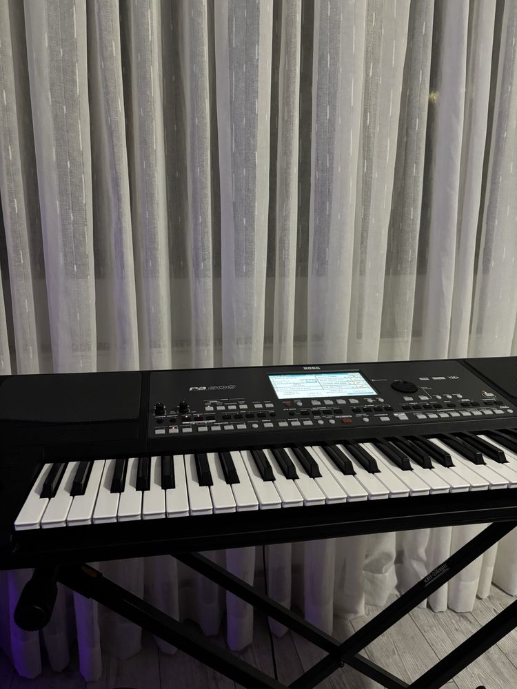 Korg PA600 Impecabila