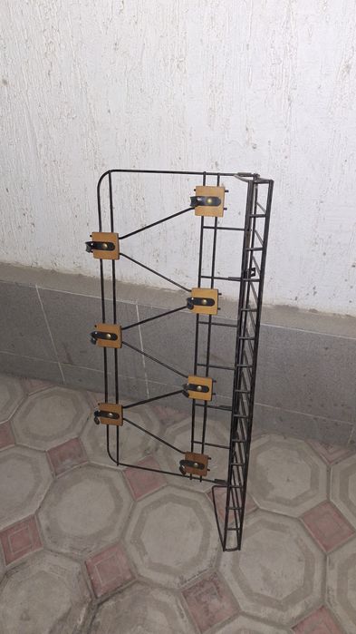 Продам вешалку в отличном состоянии