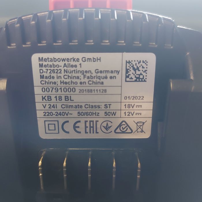 ПРОМОЦИЯ.Акумулаторна хладилна чанта METABO KB 18 BL