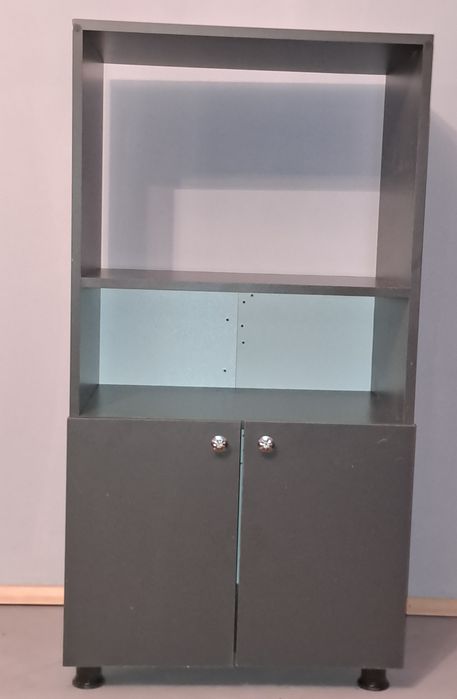 Многофункционален шкаф