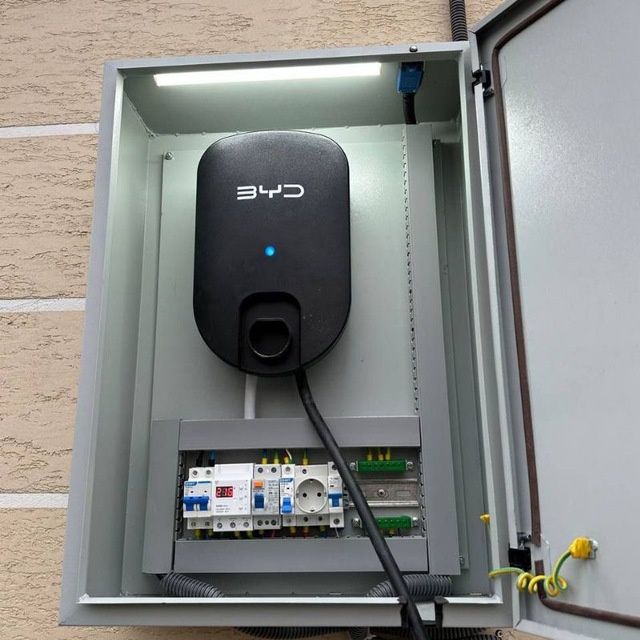 Услуги Элэктирик  Elektrika xizmari 220v 380v Монтаж Кип афтаматика
