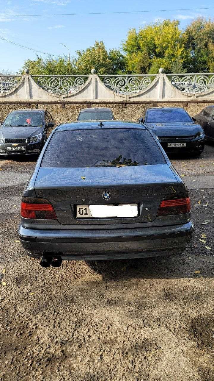 Продаётся автомобиль BMW